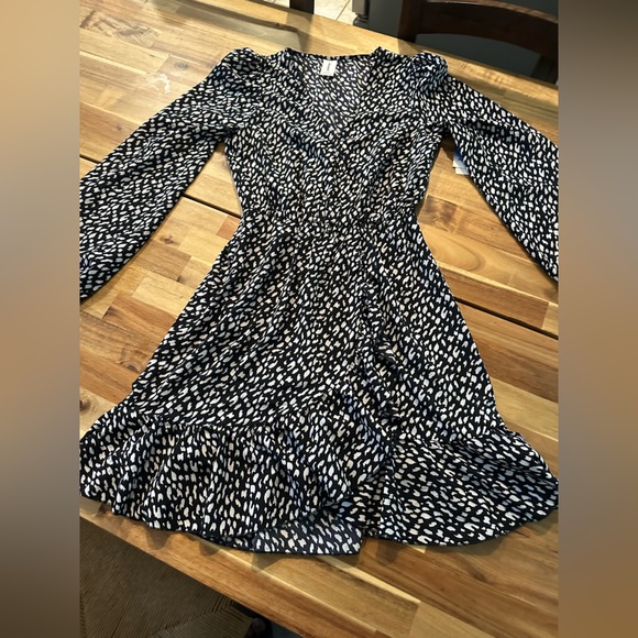 Abound Black & Cream Print Dress | Size XXS| NWT - Picture 2 of 8